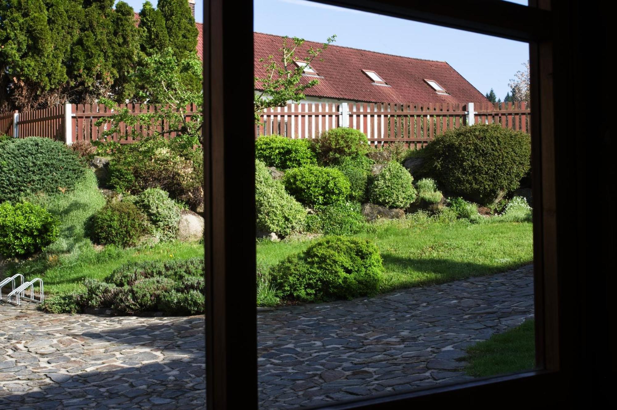 Mlyn Kamenice Klucenice Exterior foto